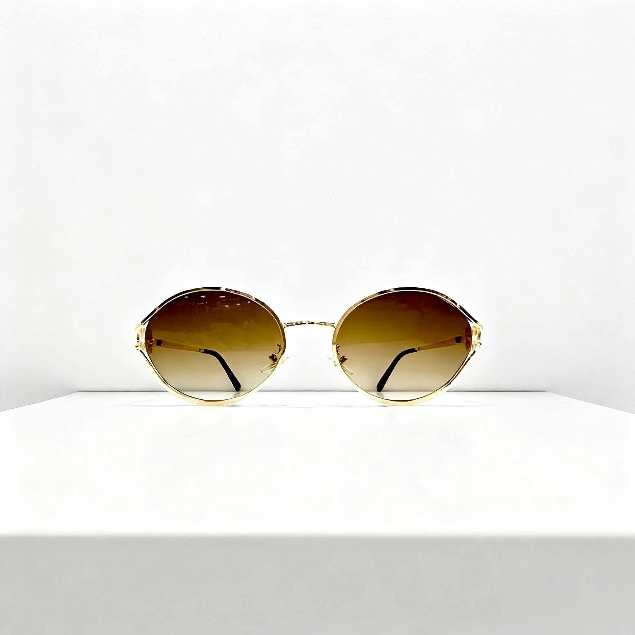 Óculos de Sol Redondo Feminino– Lente Degradê, Armação Metálica, Estilo Retrô e Elegante
